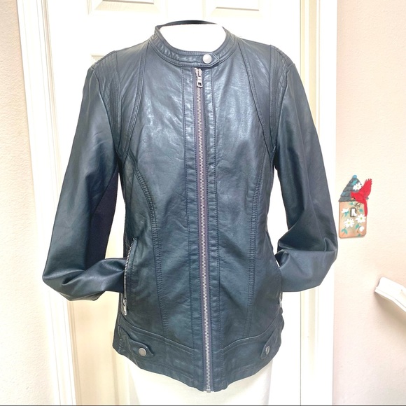 SEBBY COLLECTION Black Faux Leather Moto Jacket Medium - Picture 2 of 16